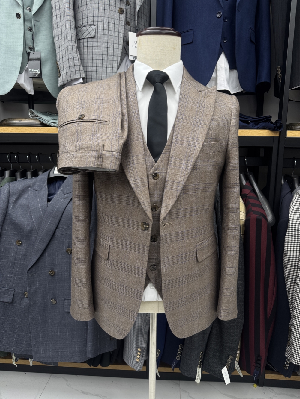Hot Sale Classic Plaid Man Sui – Men Formal Wear Sale Bewertung und Preis