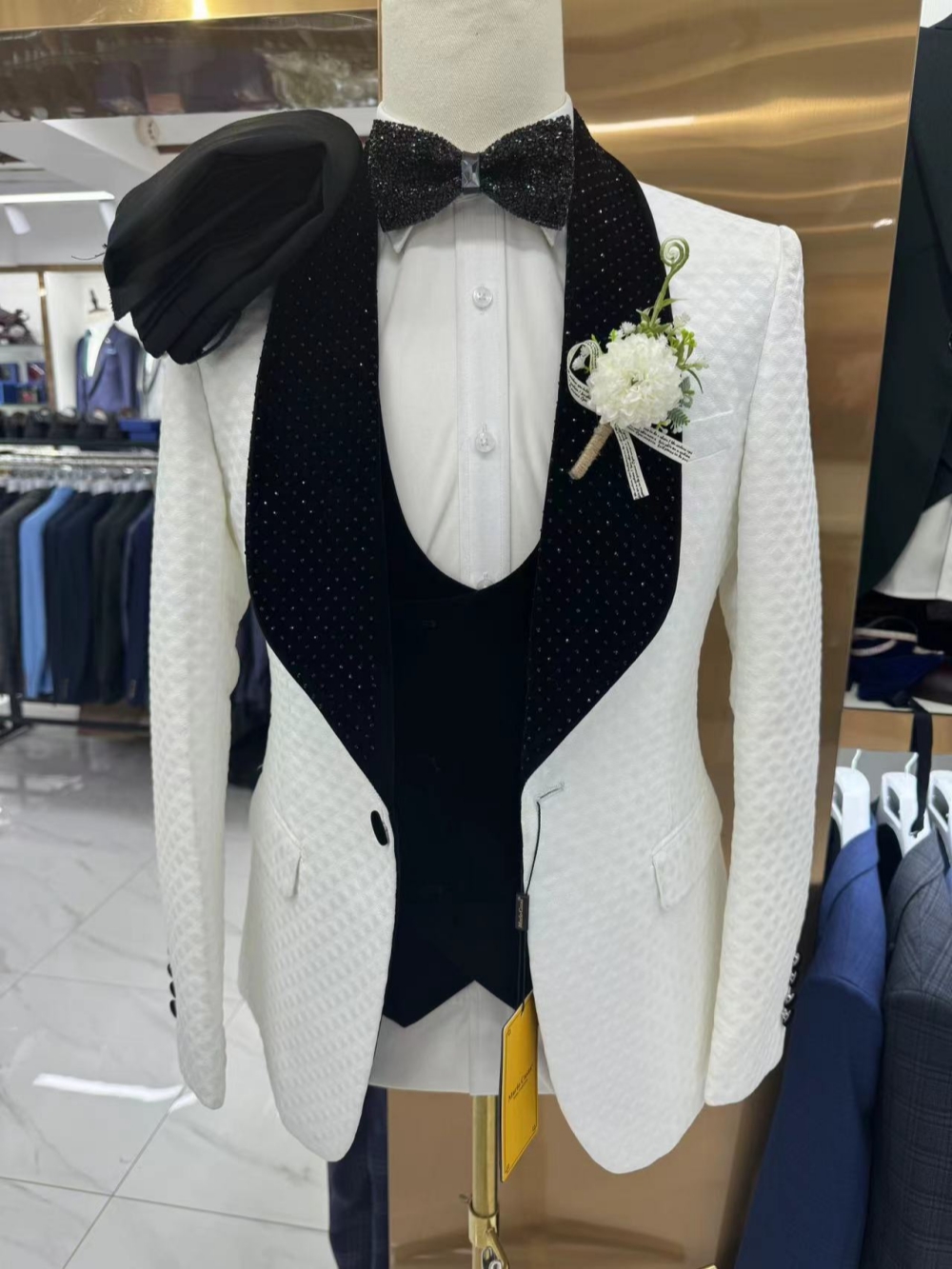 New Luxurious Beaded Tuxedo 3  – Men Formal Wear Pants Bewertung und Preis